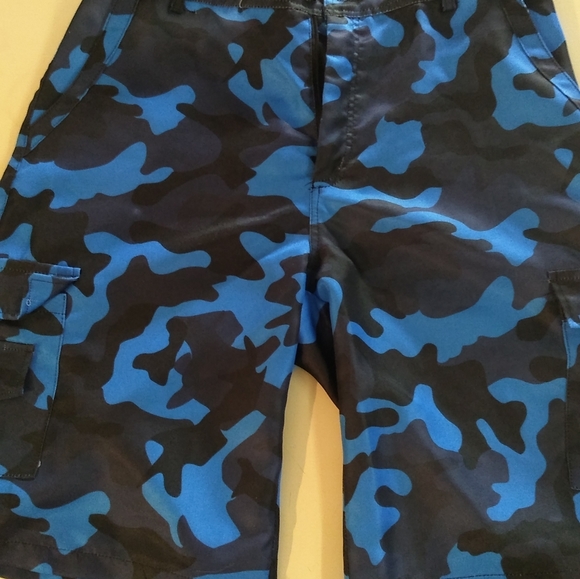 Men's laced neck cotton shirt - Picture 4 of 4